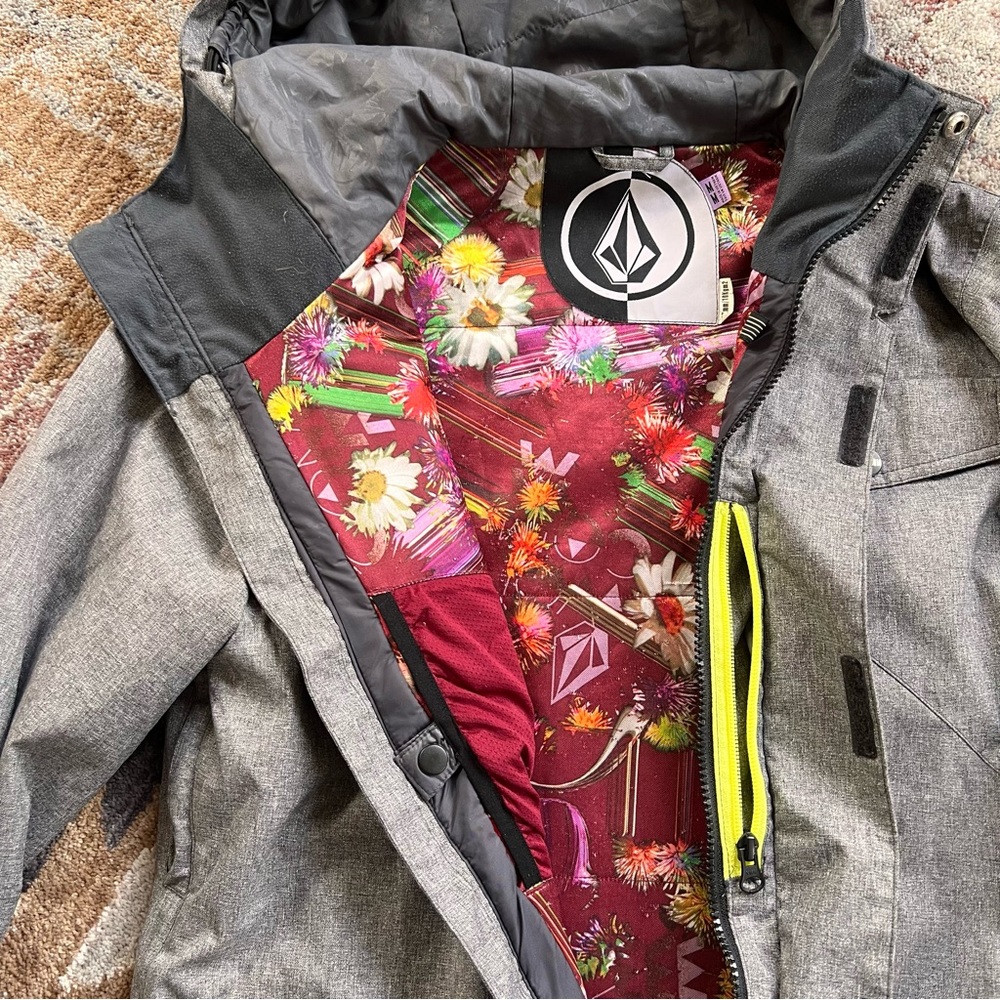 Volcom Shore Insulated Jacket - Picture 2 of 12